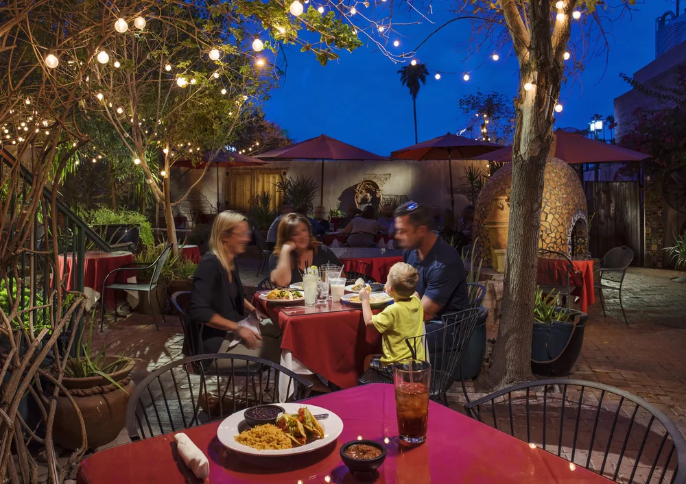 El+Zocalo_Patio_HighRes